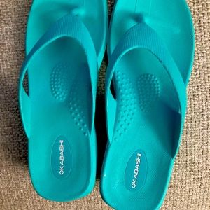 Sea glass flip flops. New without tags. Made of Rubber. Details in photo